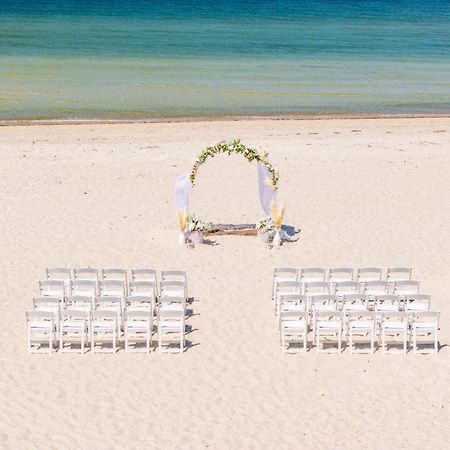 Sea Crest Beach Resort Φάλμαουθ Εξωτερικό φωτογραφία